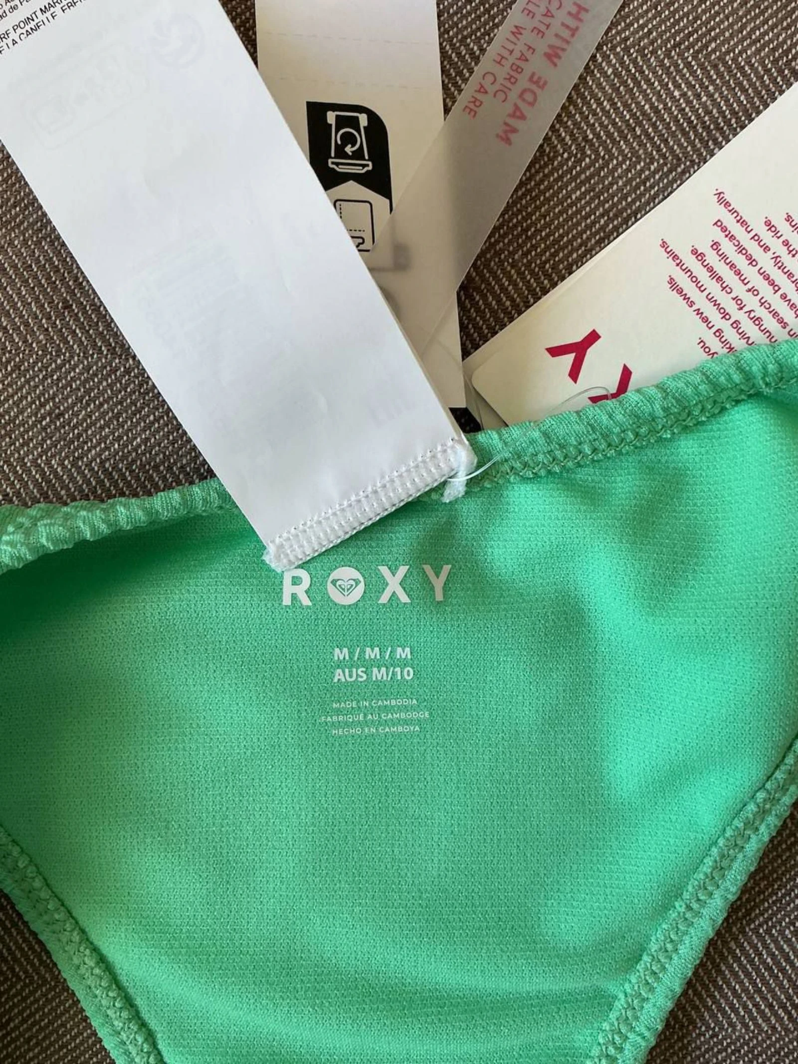 Roxy Women's Multicolor Reversible Bikini Top Size 38 – photo 8